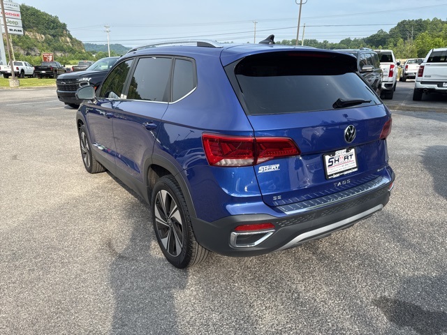 2024 Volkswagen Taos SE photo 4