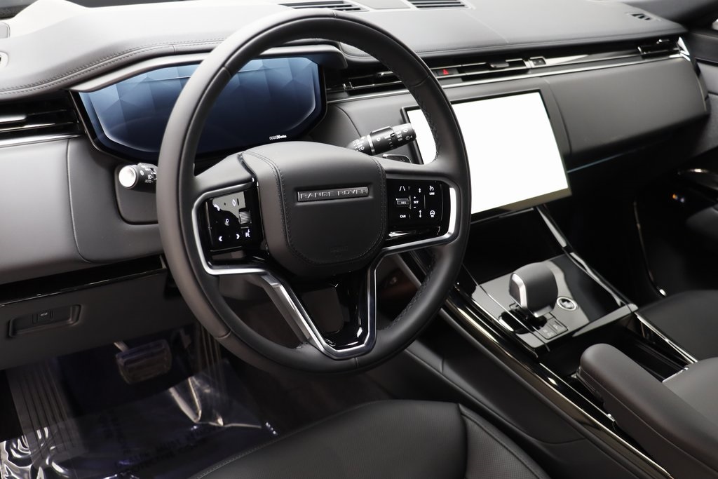 2025 Land Rover Range Rover Sport SE photo 7