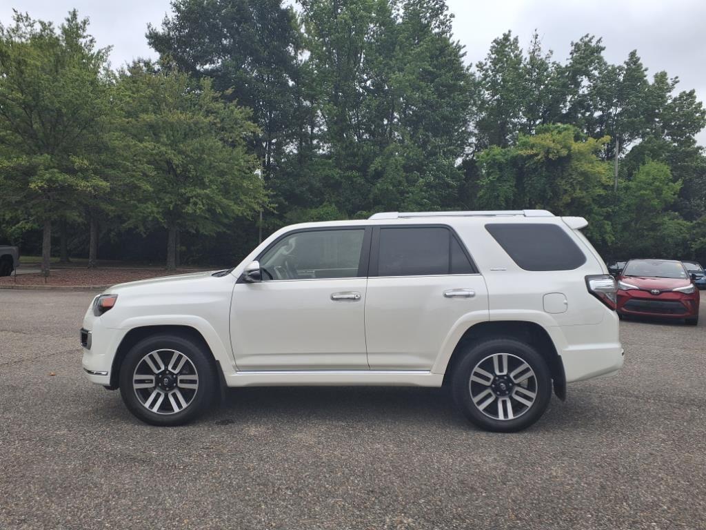 2022 Toyota 4Runner Limited photo 3