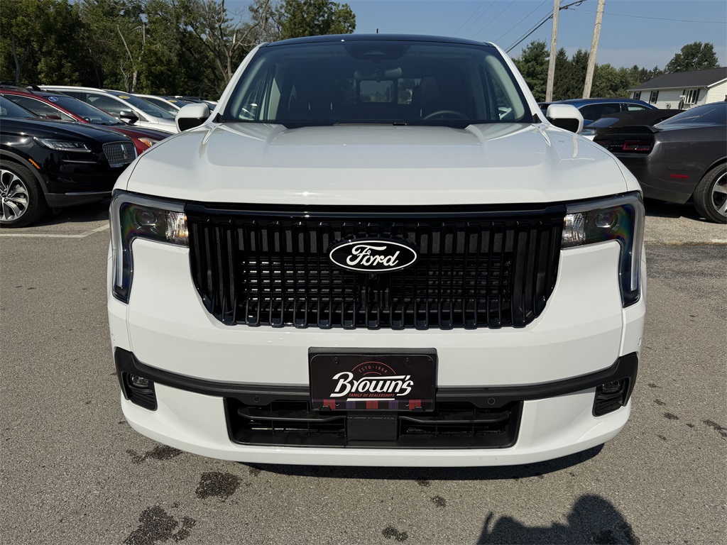 2025 Ford Maverick photo 2