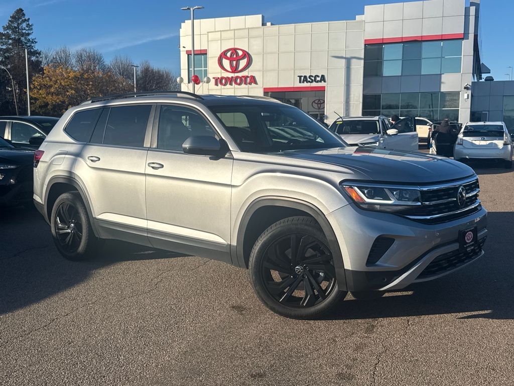 2023 Volkswagen Atlas SE w/Tech's photo