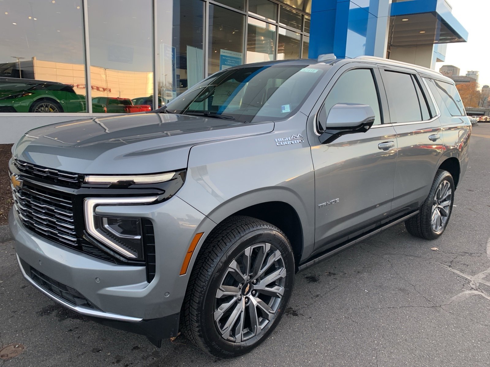 2025 Chevrolet Tahoe High Country photo 2