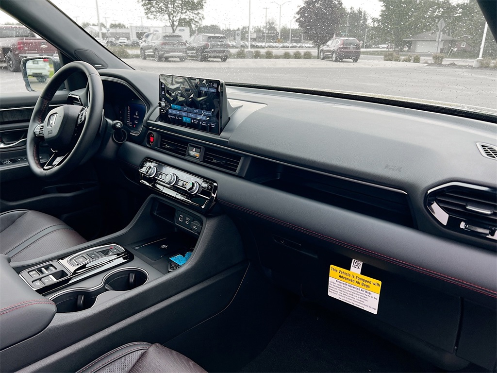 2025 Honda Pilot Black Edition photo 31