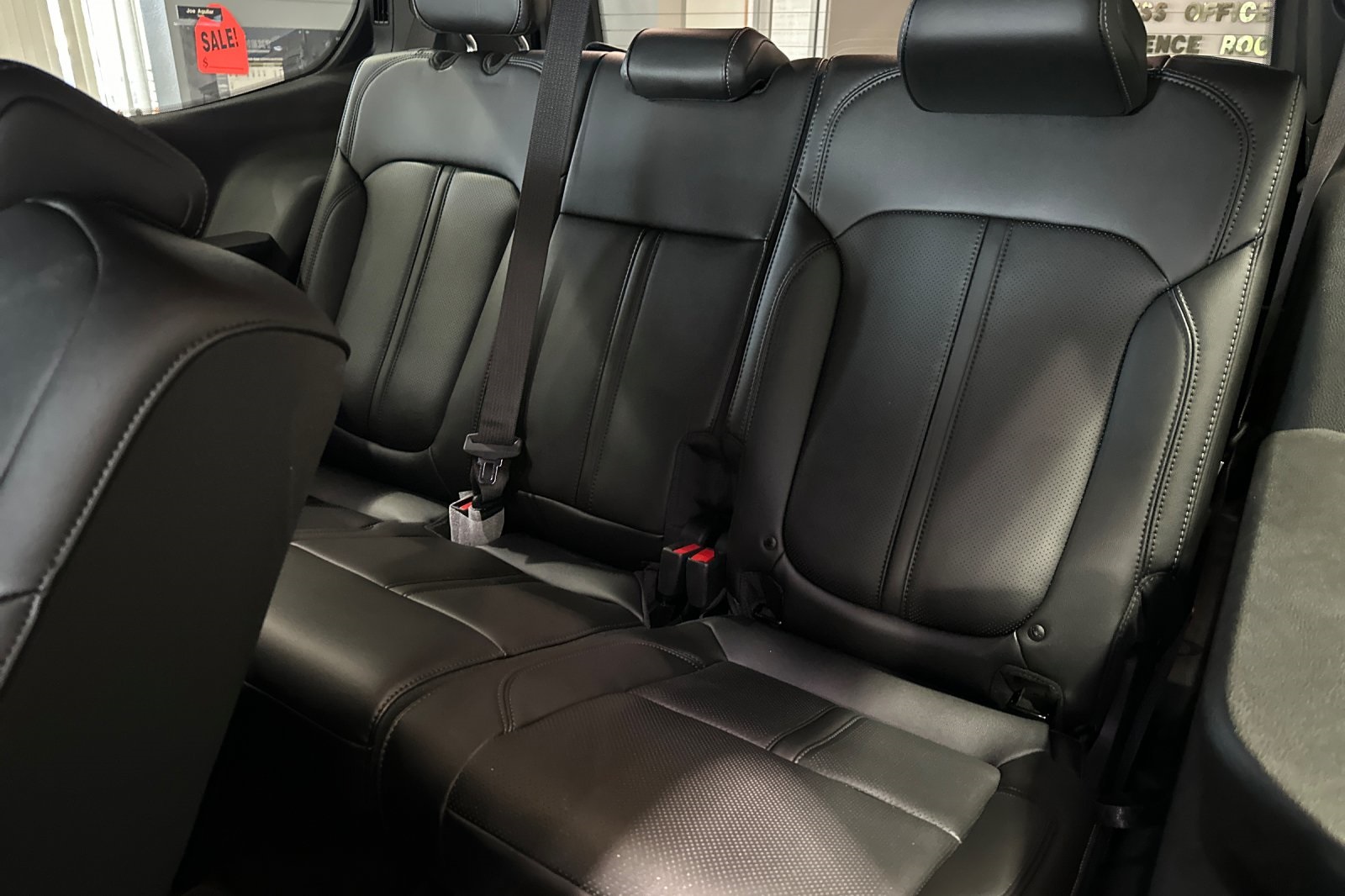 2025 Jeep Wagoneer Base photo 15