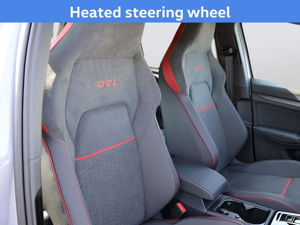2025 Volkswagen Golf GTI SE photo 12