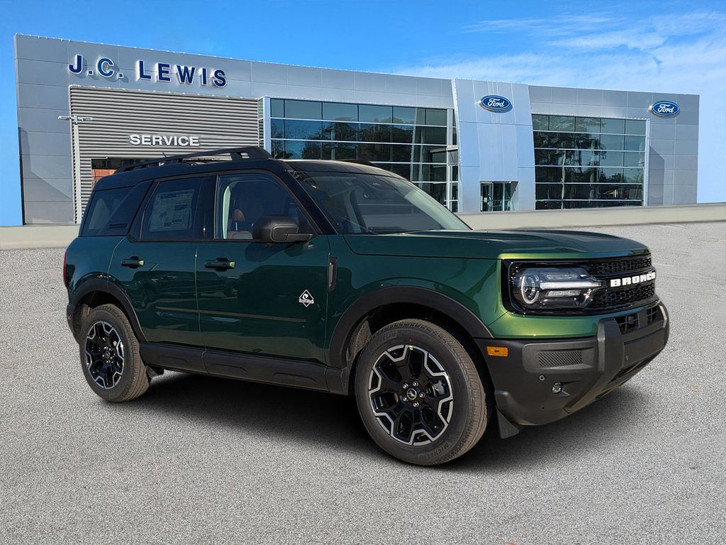 2025 Ford Bronco Sport Outer Banks's photo