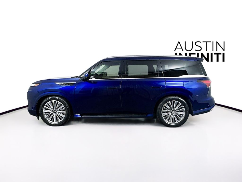 2025 Infiniti QX80 Luxe photo 3