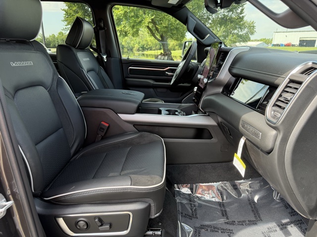 2026 Ram 1500 Laramie photo 9