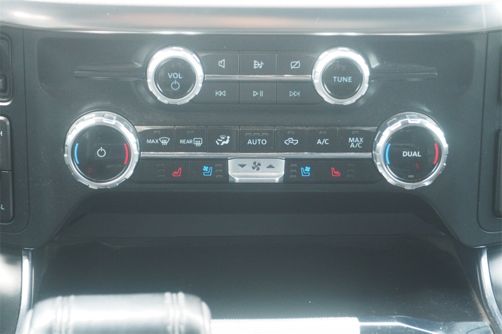 2023 Ford F-150 Raptor photo 17