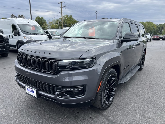 2024 Jeep Wagoneer L Series II photo 22