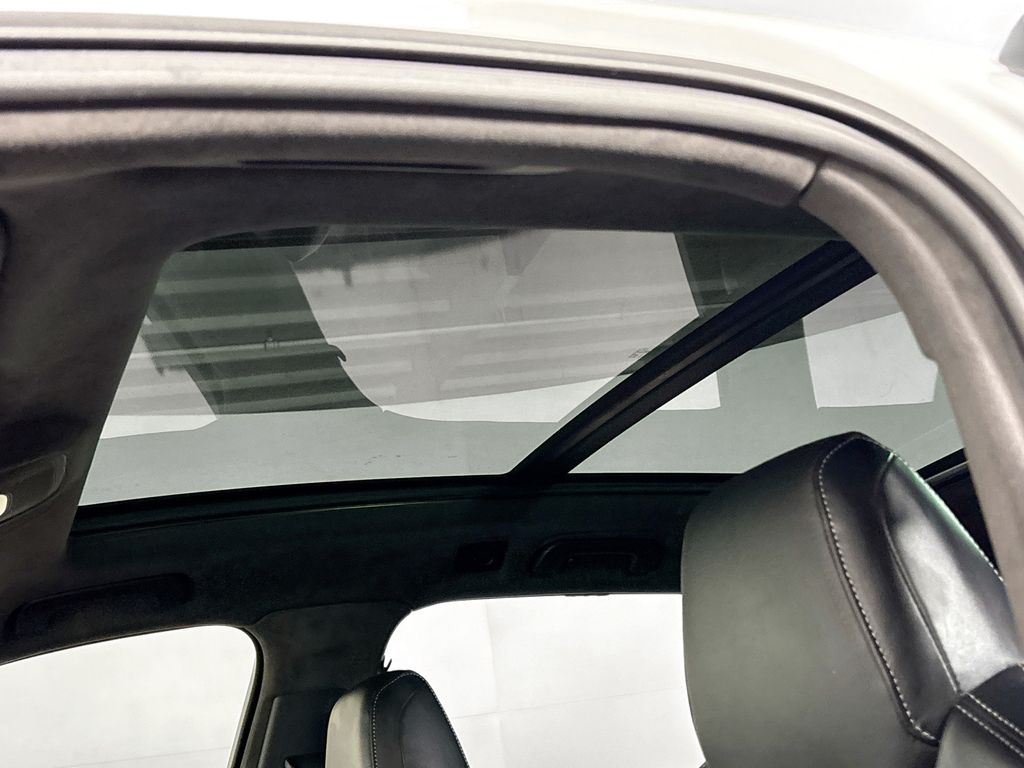2022 Audi SQ7 Prestige photo 18