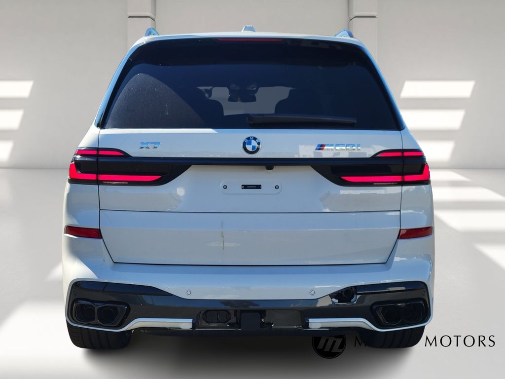 2026 Bmw X7 M60i photo 3
