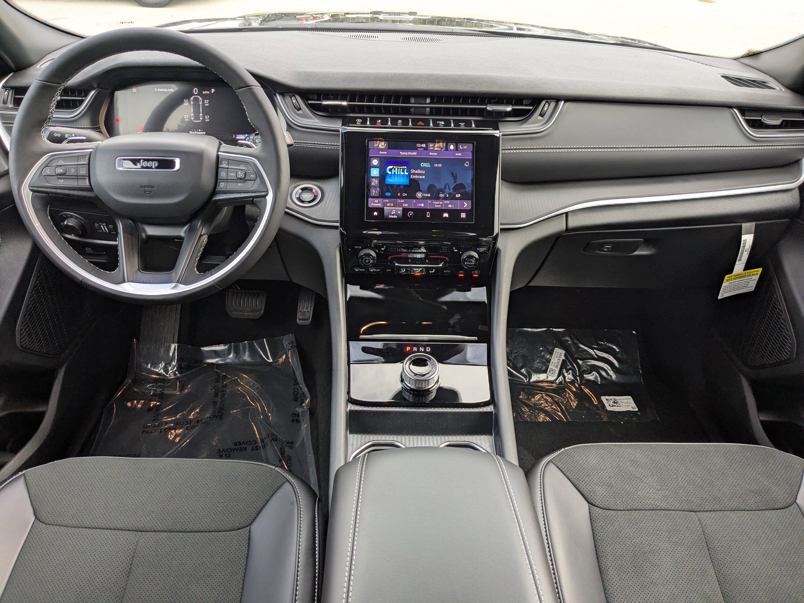 2025 Jeep Grand Cherokee Altitude photo 12