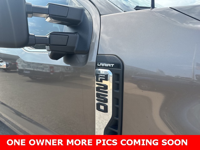 2023 Ford F-250 Lariat photo 5