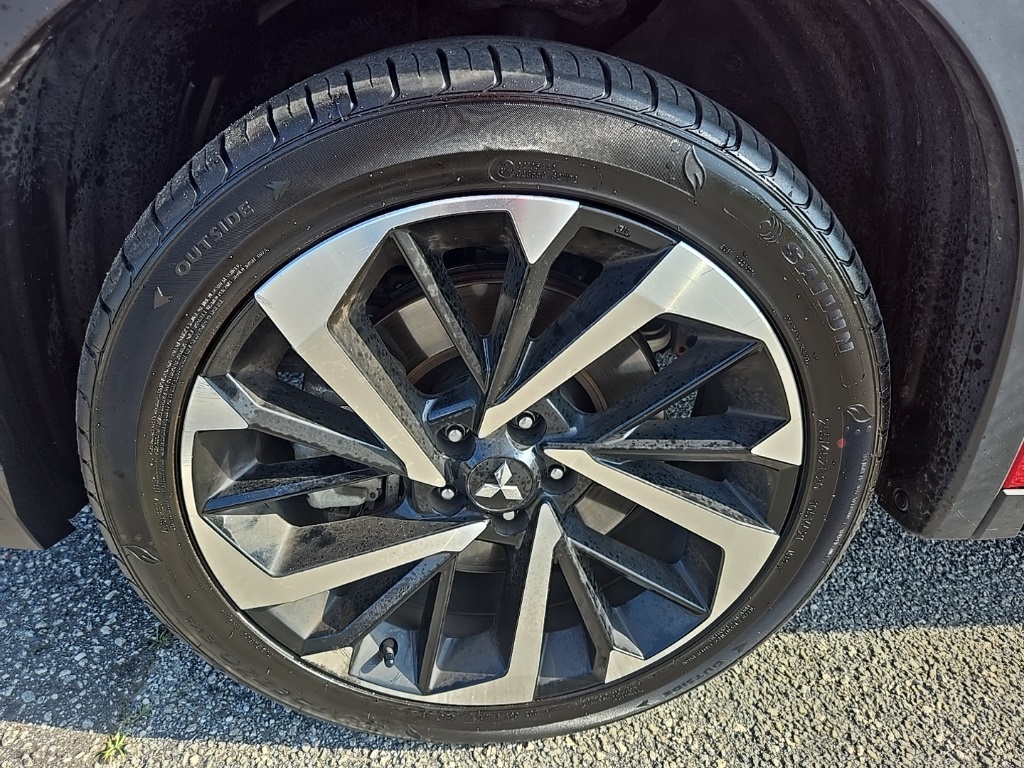 2024 Mitsubishi Outlander SE photo 9