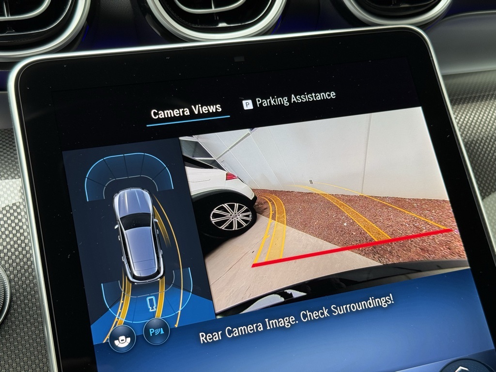 2026 Mercedes Benz GLC 300 photo 4