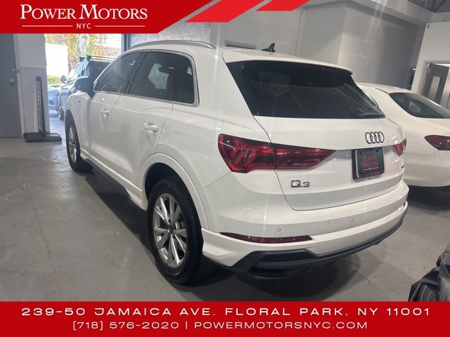 2023 Audi Q3 Premium S line photo 2