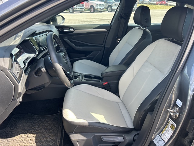 2020 Volkswagen Jetta R-Line photo 10