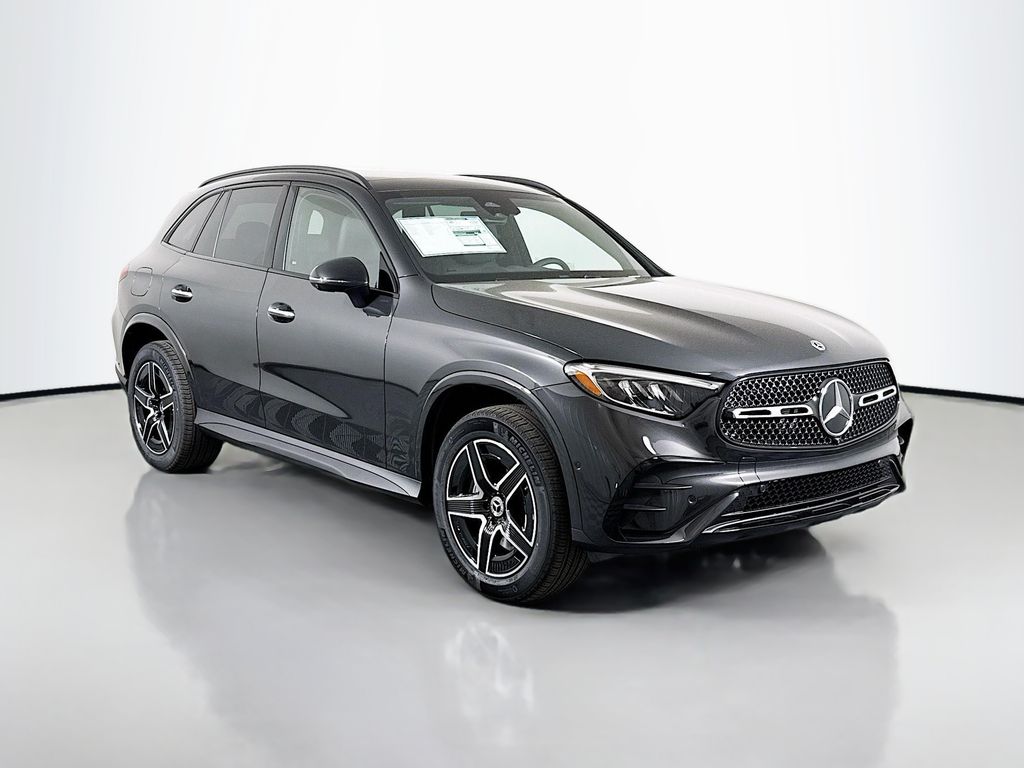 2026 Mercedes-Benz GLC Base's photo