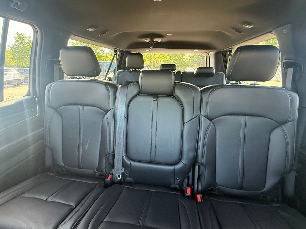 2025 Jeep Wagoneer L Base photo 17