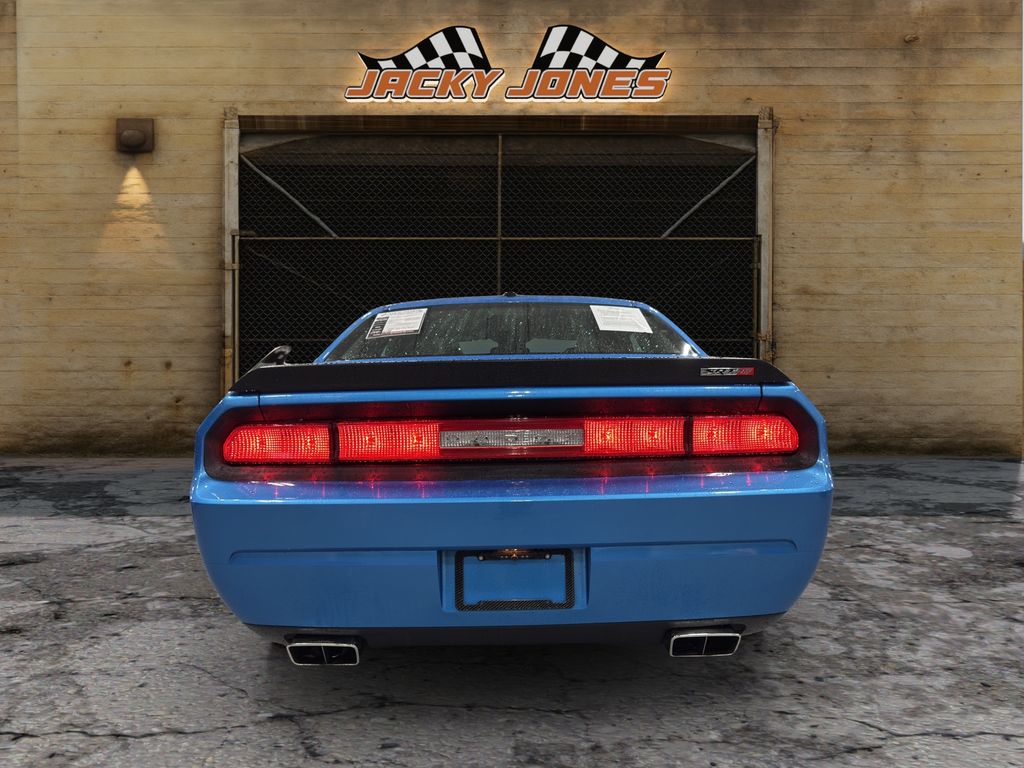 2010 Dodge Challenger SRT8 photo 7
