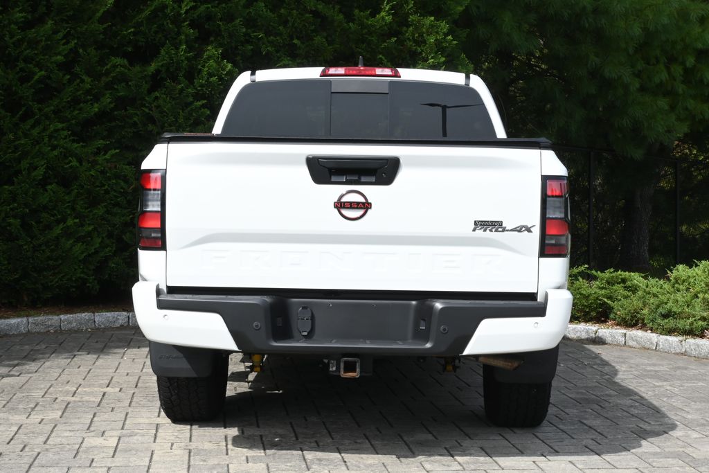 2023 Nissan Frontier PRO-4X photo 6