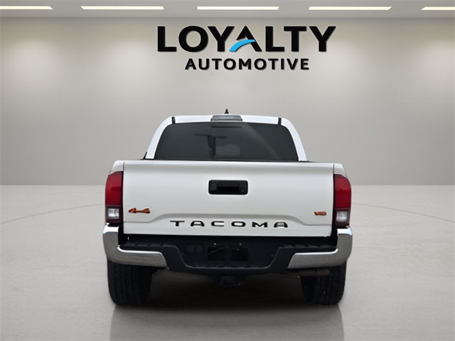 2021 Toyota Tacoma SR5 photo 4