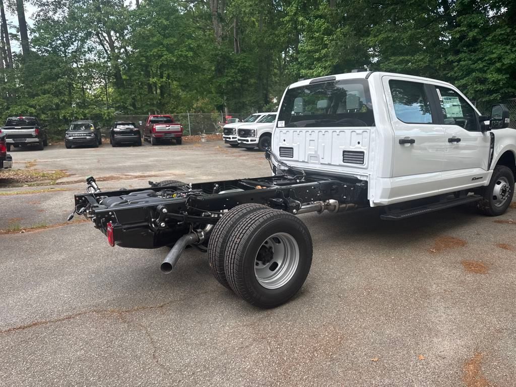 2025 Ford F-350 XL photo 3