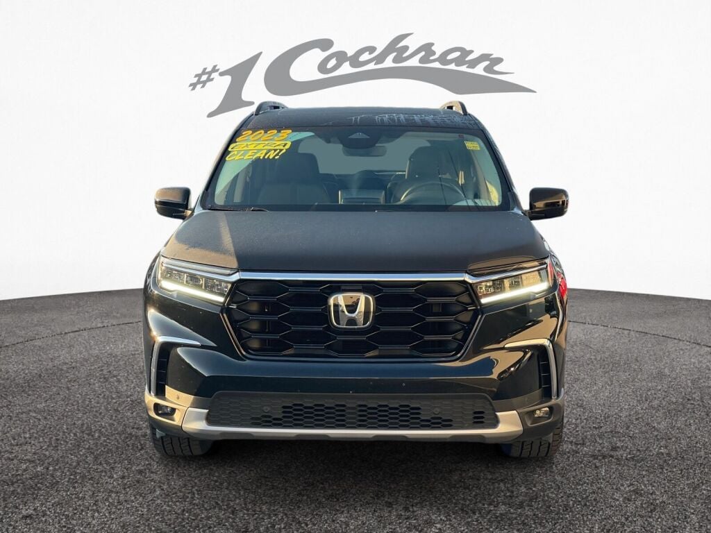 2023 Honda Pilot Touring photo 2