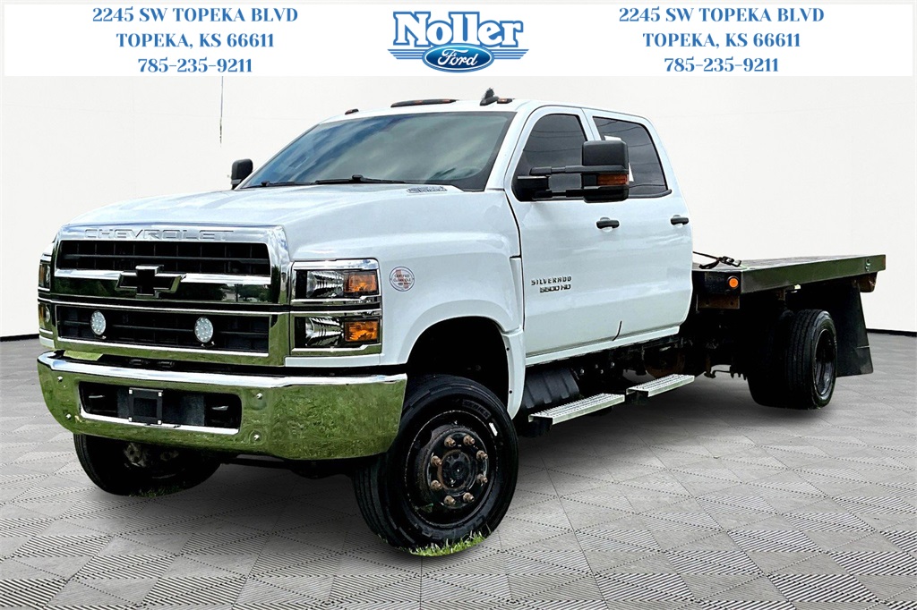 2022 Chevrolet Silverado Work Truck ONLY 22K MILES * CLEAN CARFAX ONE-OWNER*