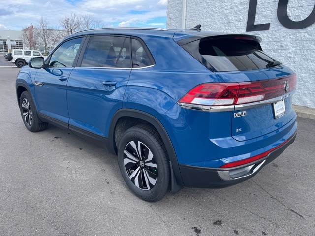 2025 Volkswagen Atlas Cross Sport SE Technology photo 4
