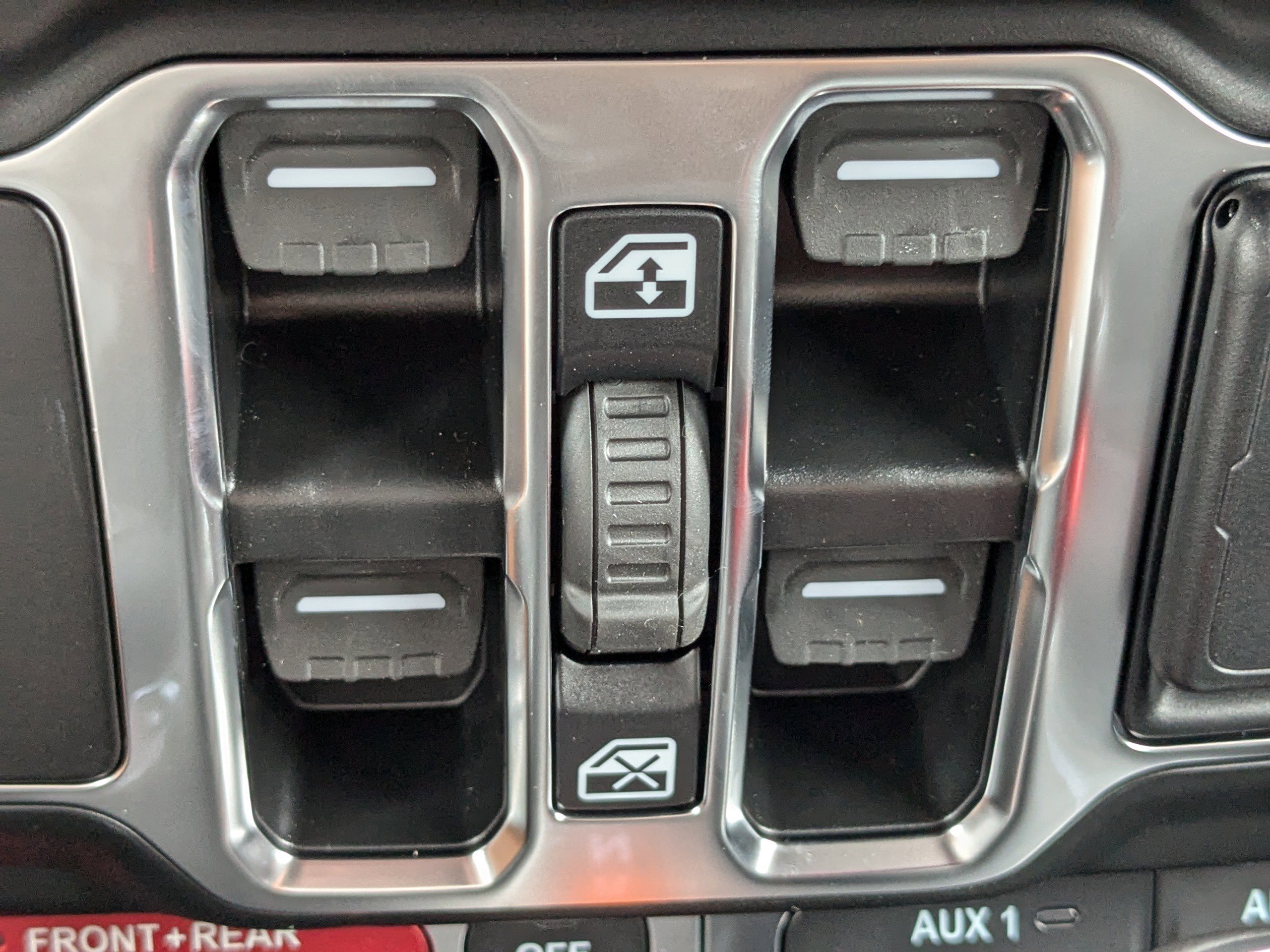 2025 Jeep Wrangler Rubicon photo 22