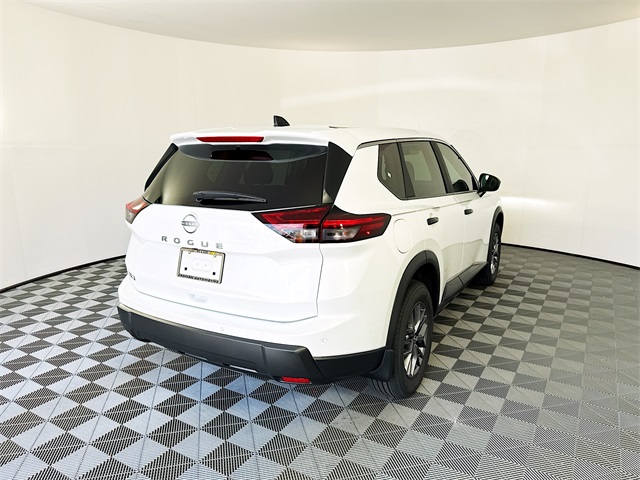 2025 Nissan Rogue S photo 20