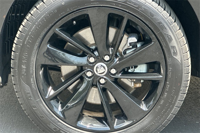 2025 Jaguar F-PACE P250 R-Dynamic S photo 21