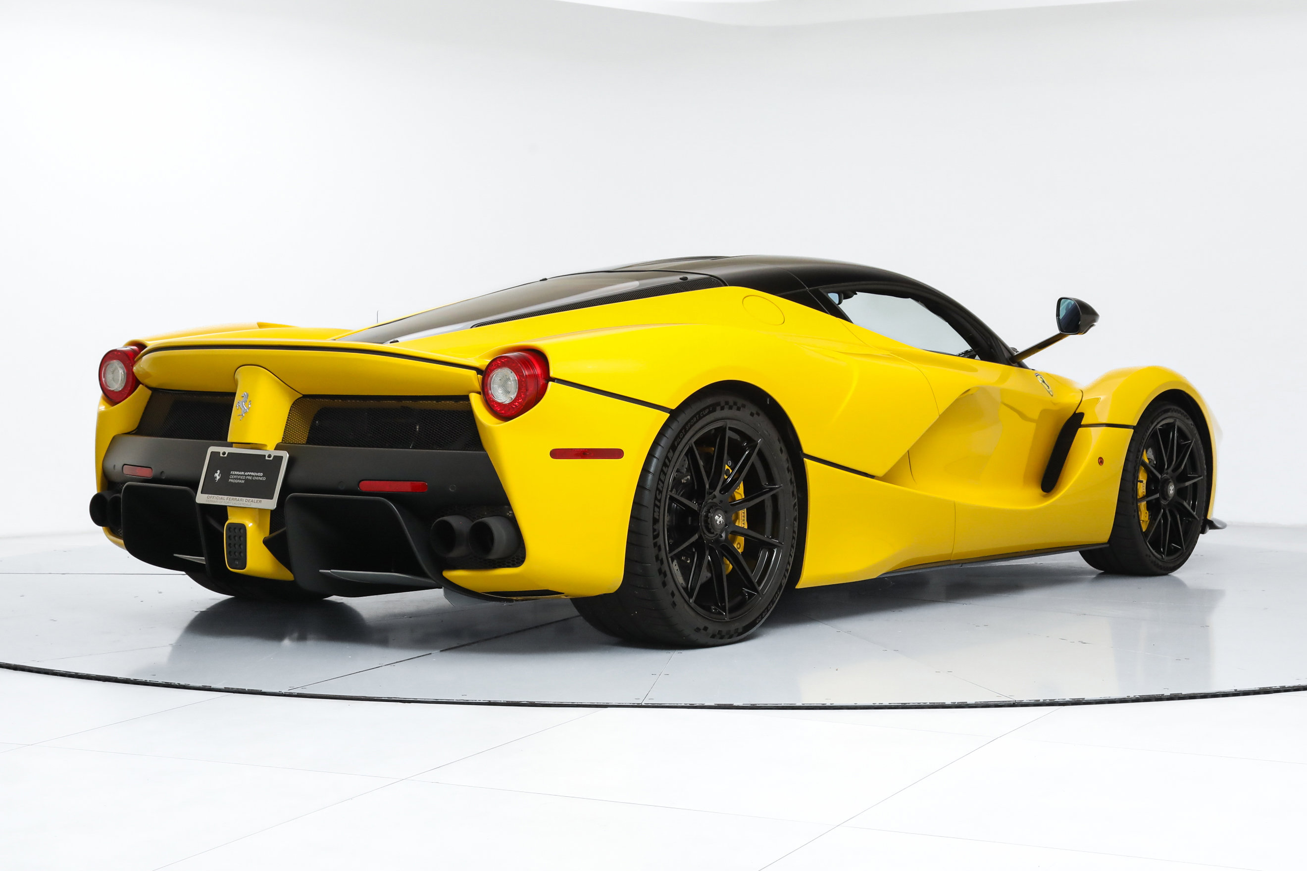 Certified Used 2014 Yellow Ferrari  image 3