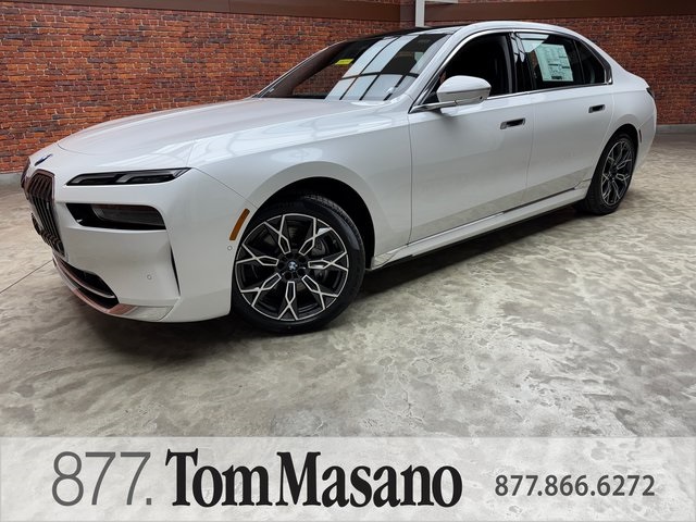 New 2025 White BMW eDrive50 image 1