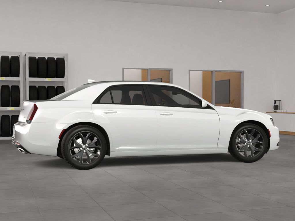 2023 Chrysler 300 Touring photo 3