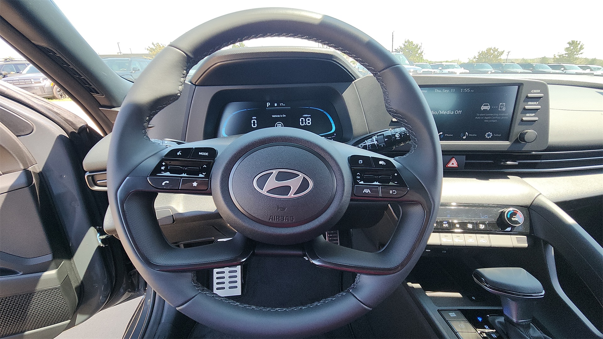 2025 Hyundai Elantra SEL Sport photo 19