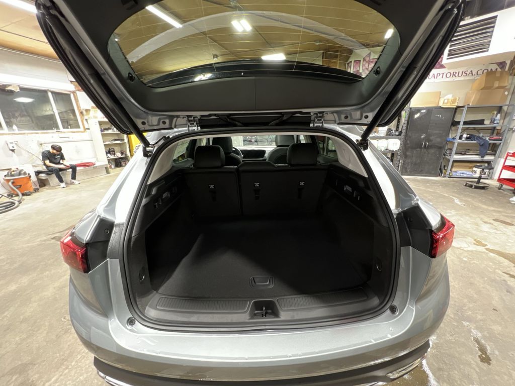 2025 Buick Envision Preferred photo 18