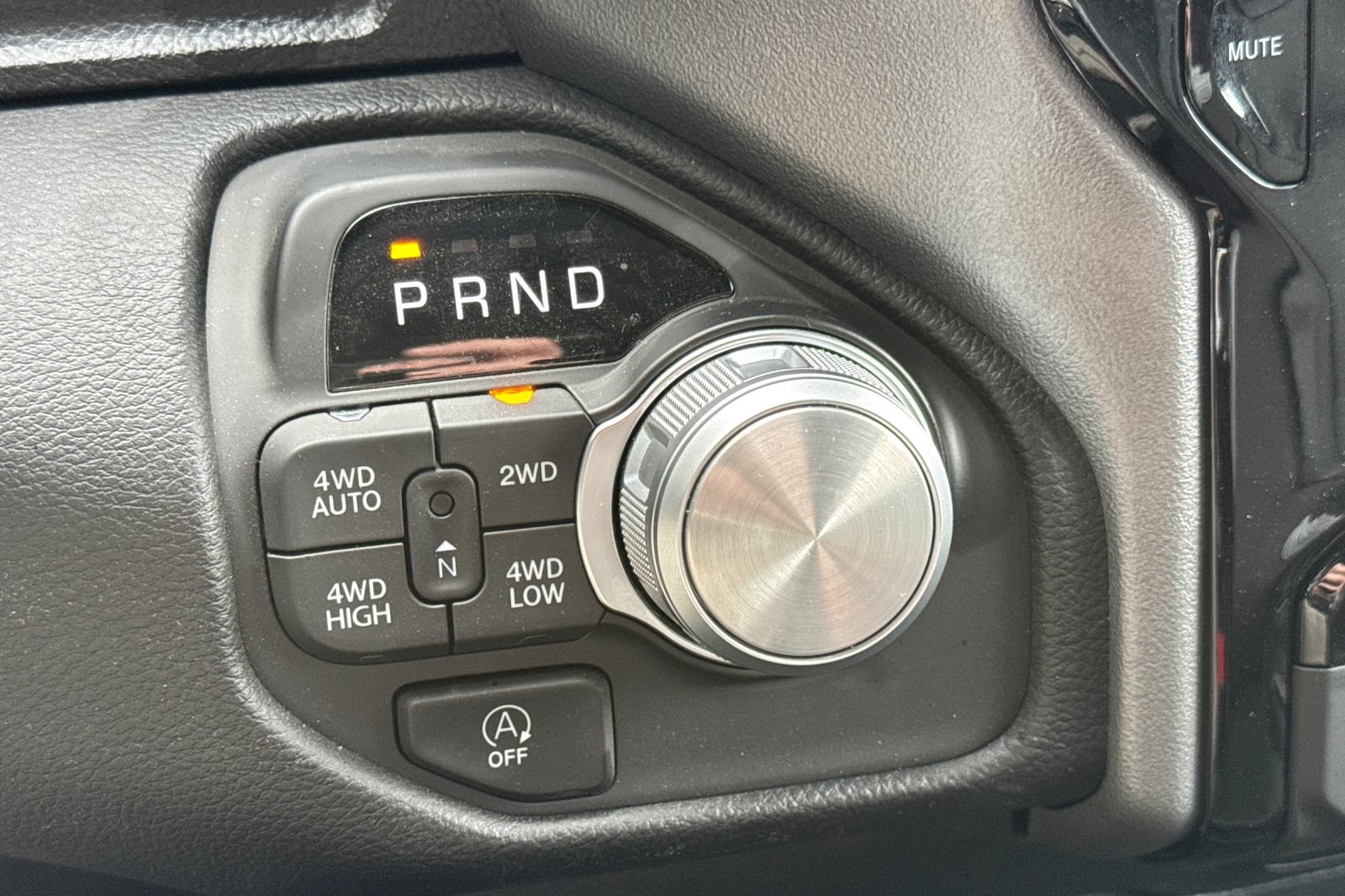 2025 Ram 1500 Laramie photo 21