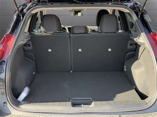 2025 Nissan Kicks SV photo 23