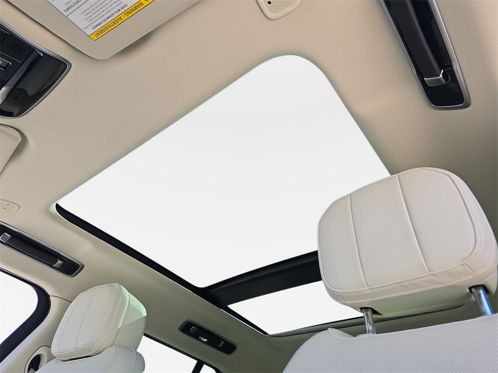 2023 Land Rover Range Rover SE photo 27