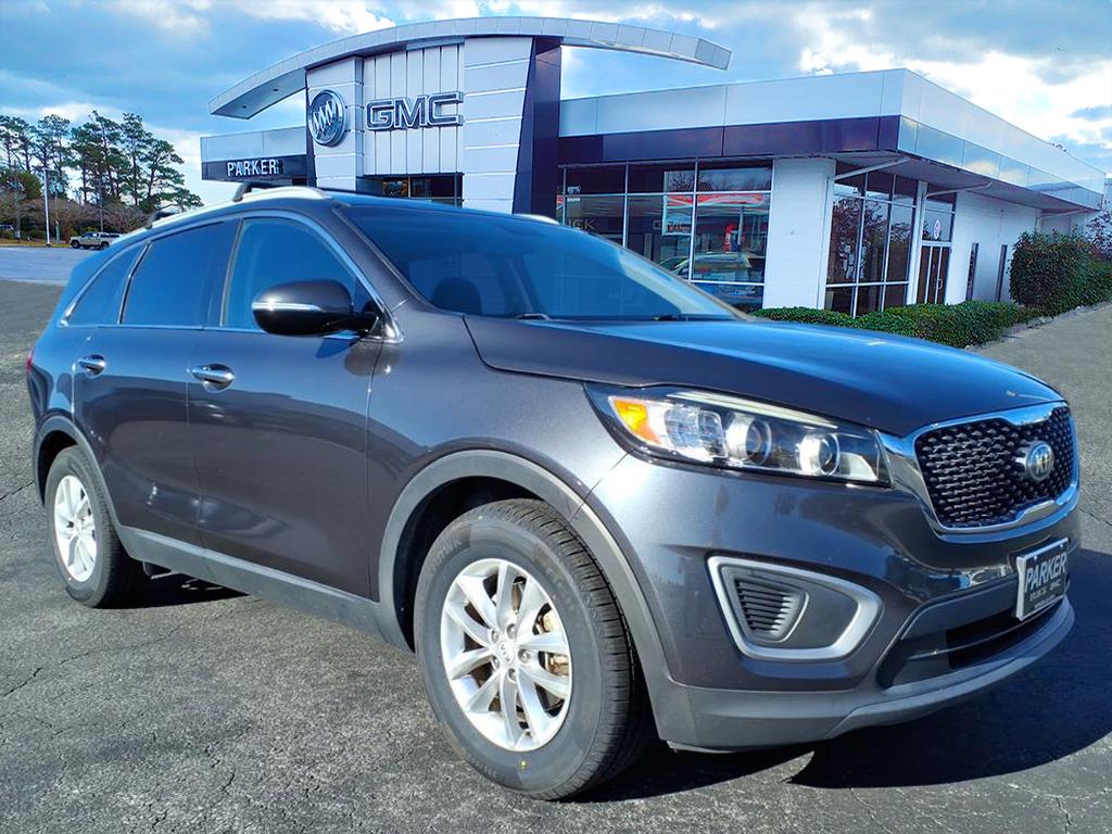 2018 Kia Sorento LX's photo