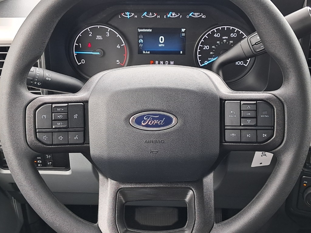 2025 Ford F-350 XLT photo 11