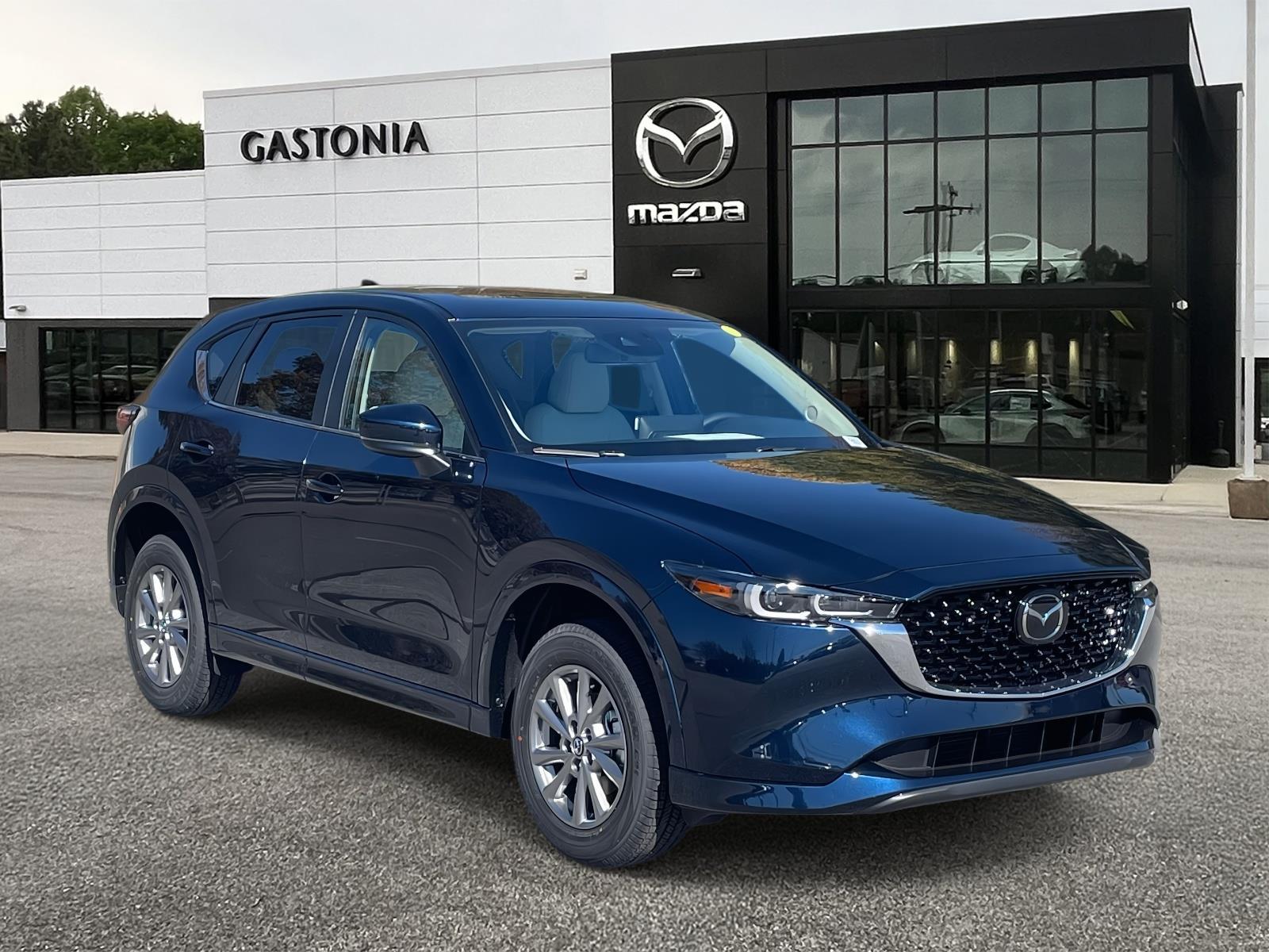 2025 Mazda CX-5 S Preferred package's photo