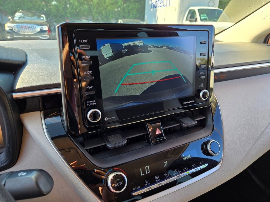 2022 Toyota Corolla LE photo 20