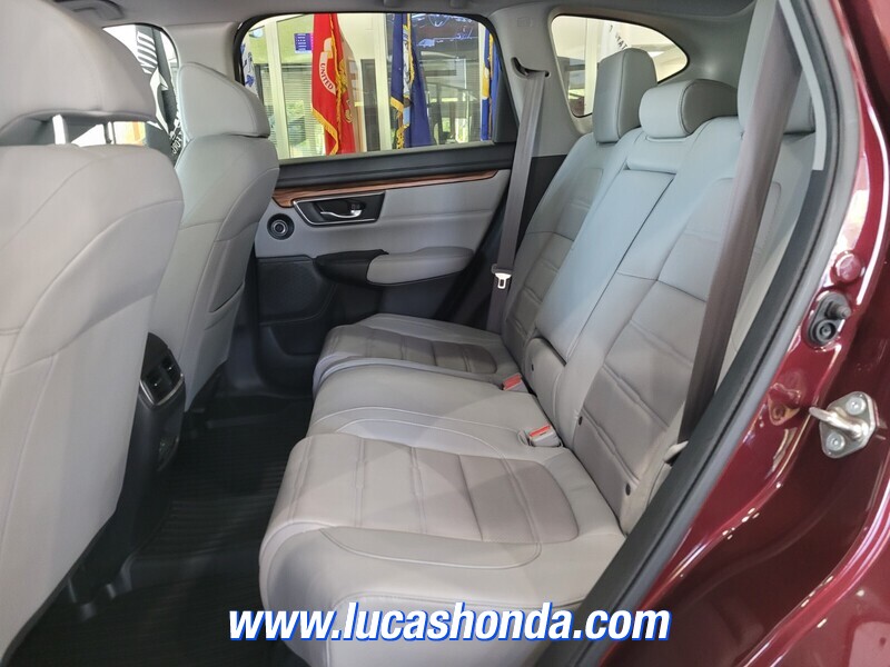 2017 Honda CR-V Touring photo 8