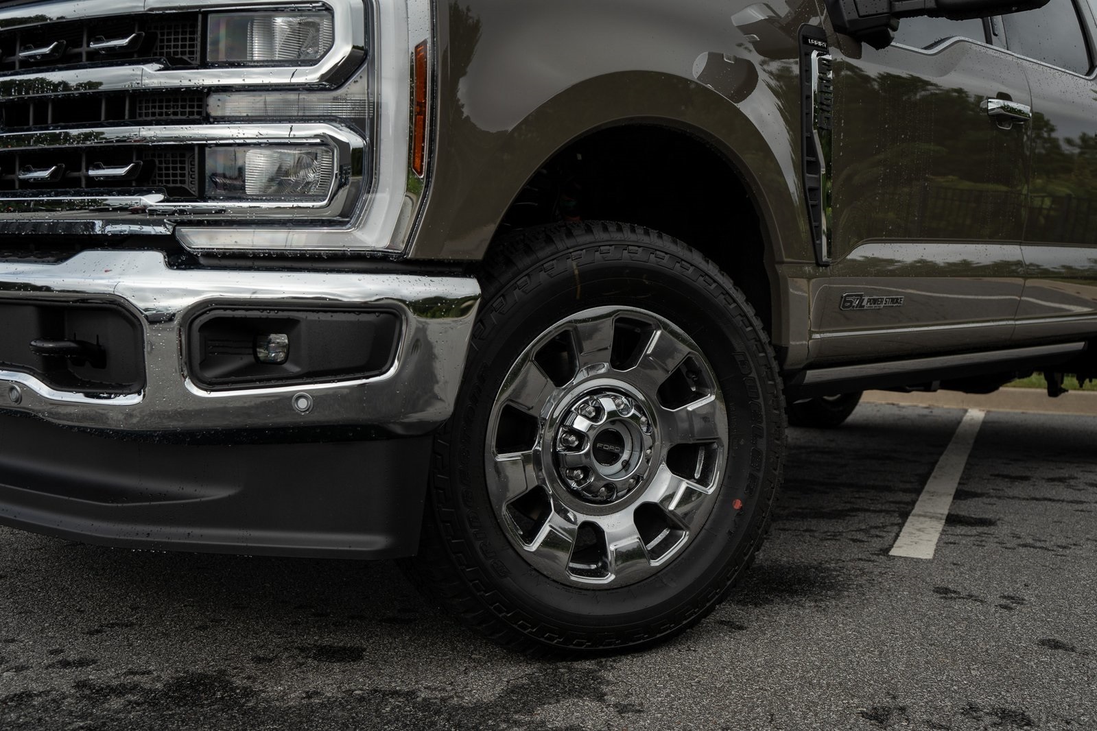 2026 Ford F-250 Lariat photo 4