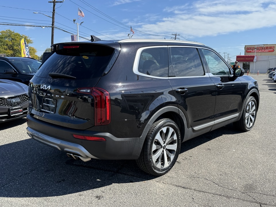 2022 Kia Telluride S photo 4