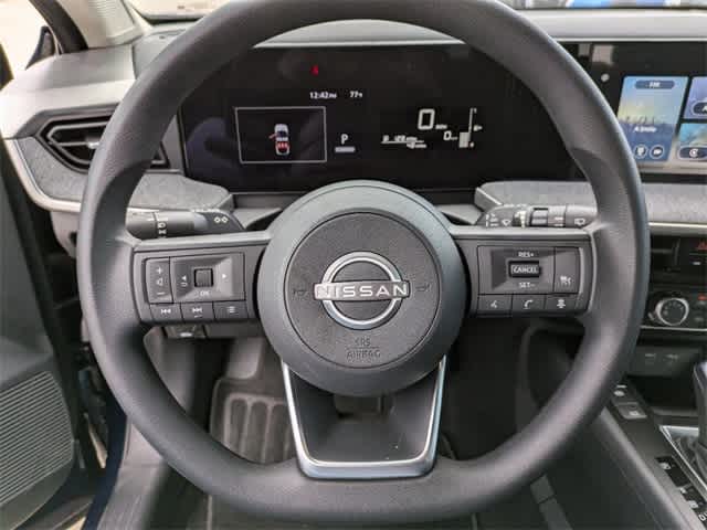 2025 Nissan Kicks SV photo 19